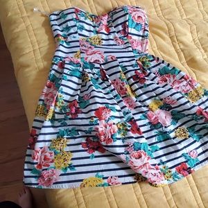 Rue 21 strapless dress